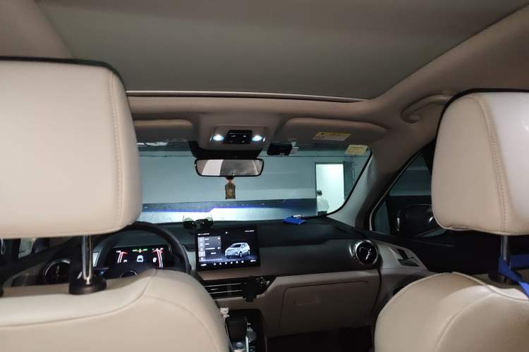 Used BYD Yuan Pro 2021 401 km Deluxe Version Headliner