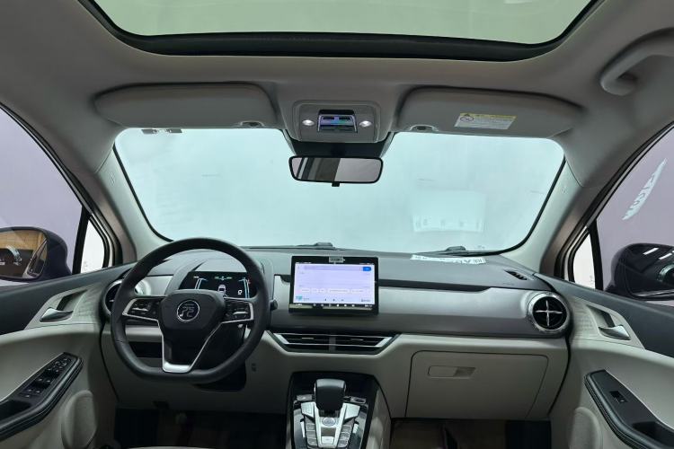Used BYD Yuan Pro 2021 401 km Deluxe Version Interior 1