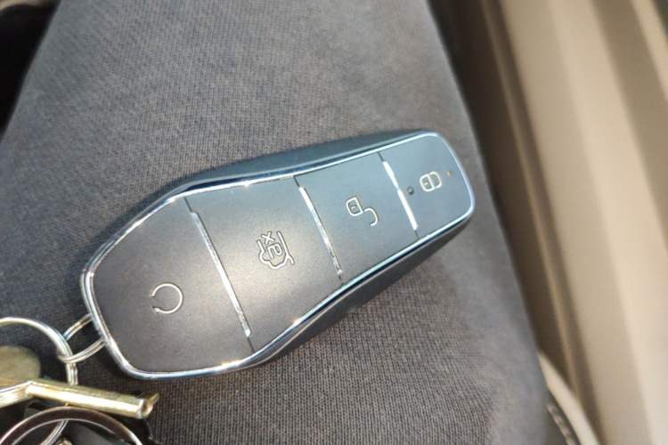 Used BYD Yuan Pro 2021 401 km Deluxe Version Interior 1
