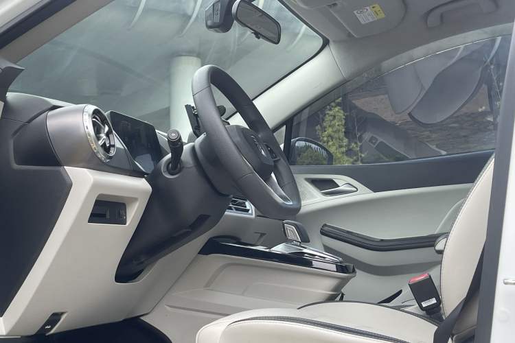 Used BYD Yuan Pro 2021 401 km Luxury Version Interior 2