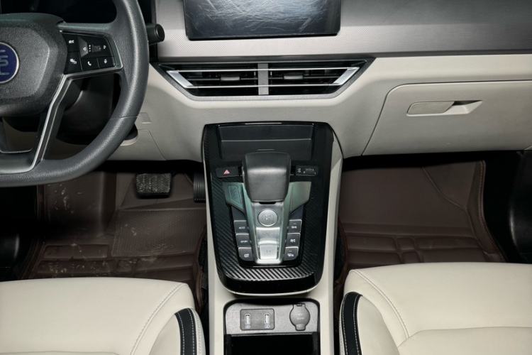 Used BYD Yuan Pro 2021 401 km Luxury Version Interior 3