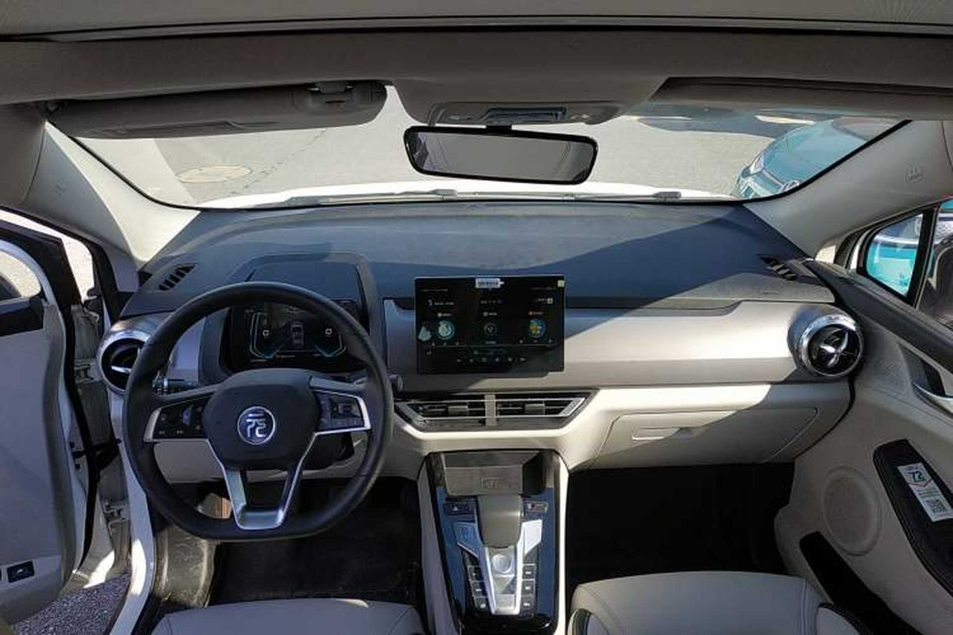 Used BYD Yuan Pro 2021 401 km Deluxe Version Interior 3