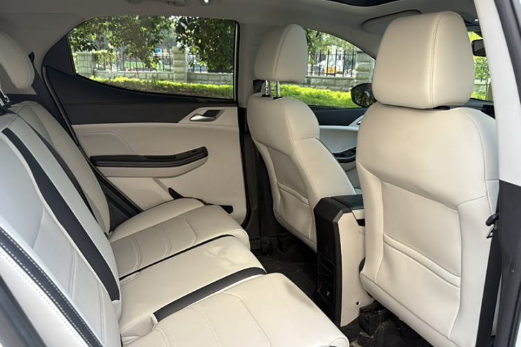 Used BYD Yuan Pro 2021 Lifetime Edition Interior 4