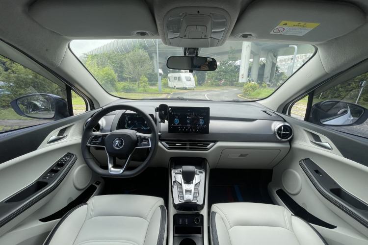 Used BYD Yuan Pro 2021 401 km Luxury Version Interior 6