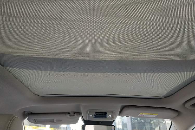 Used BYD Yuan Pro 2021 401 km Deluxe Version Interior 6