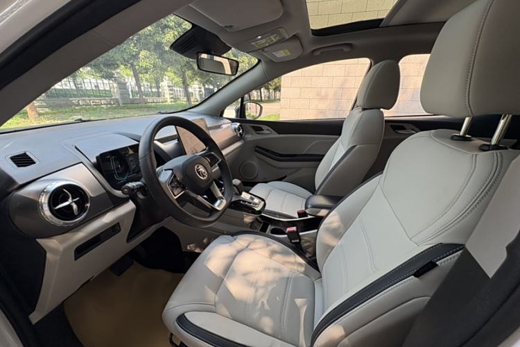 Used BYD Yuan Pro 2021 Lifetime Edition Interior 7