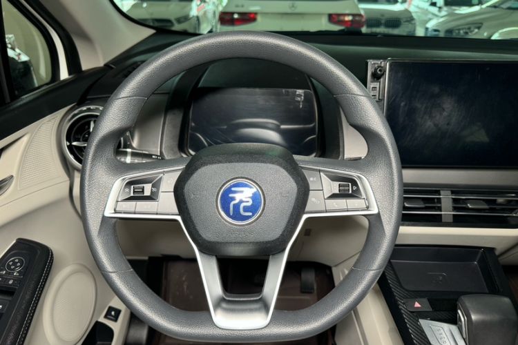 Used BYD Yuan Pro 2021 401 km Luxury Version Interior 7