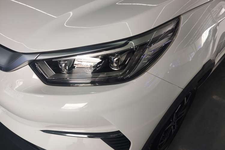 Used BYD Yuan Pro 2021 401 km Deluxe Version Left Front Headlight