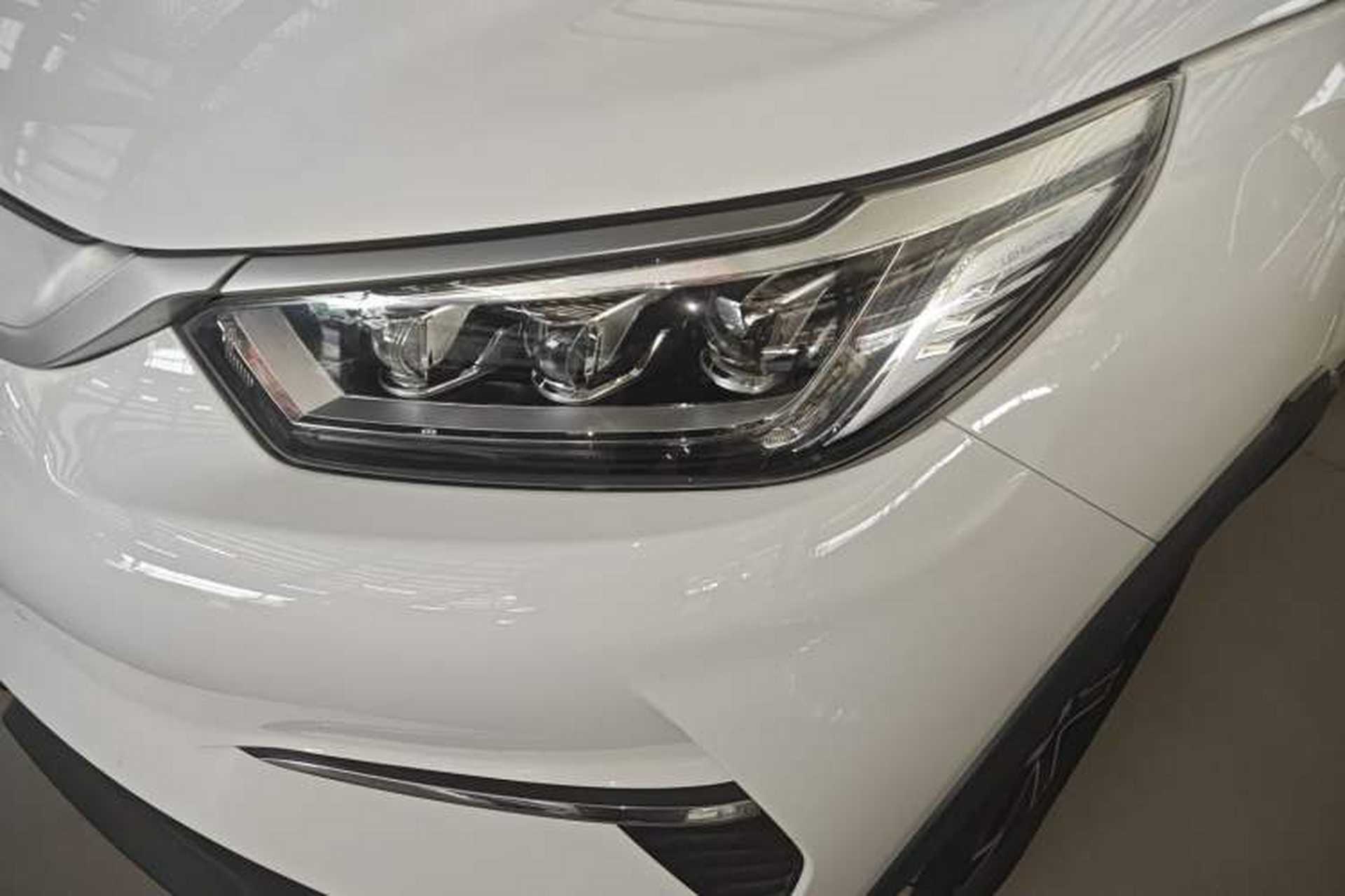 Used BYD Yuan Pro 2021 401 km Luxury Version Left Front Headlight