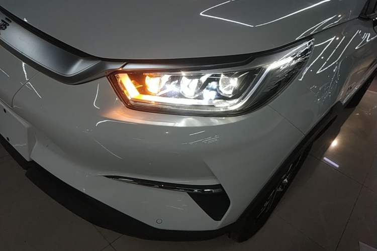 Used BYD Yuan Pro 2021 401 km Deluxe Version Left Front Headlight