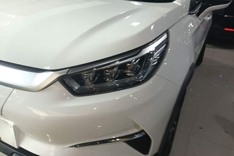 Used BYD Yuan Pro 2021 401 km Luxury Version Left Front Headlight