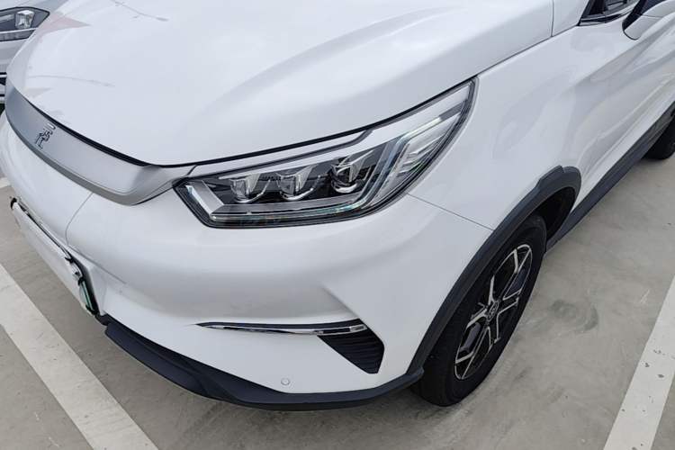 Used BYD Yuan Pro 2021 401 km Deluxe Version Left Front Headlight
