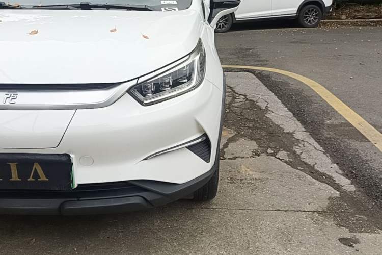 Used BYD Yuan Pro 2021 401 km Luxury Version Left Front Headlight