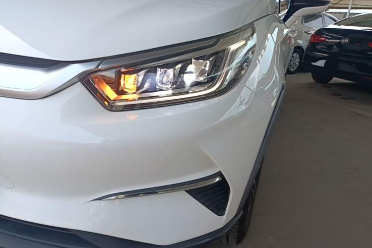 Used BYD Yuan Pro 2021 "Love for a Lifetime" Edition Left Front Headlight