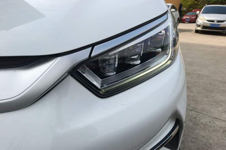 Used BYD Yuan Pro 2021 401 km Luxury Version Left Front Headlight