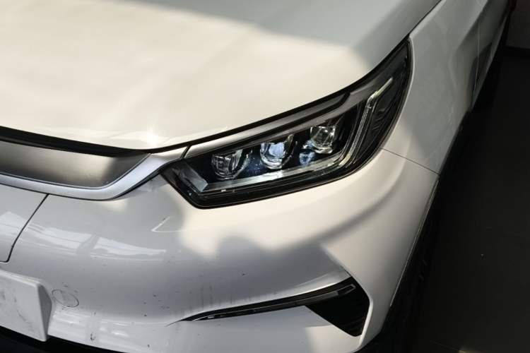 Used BYD Yuan Pro 2021 401 km Luxury Version Left Front Headlight