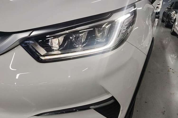 Used BYD Yuan Pro 2021 401 km Deluxe Version Left Front Headlight