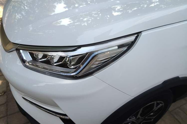 Used BYD Yuan Pro 2021 401 km Luxury Version Left Front Headlight