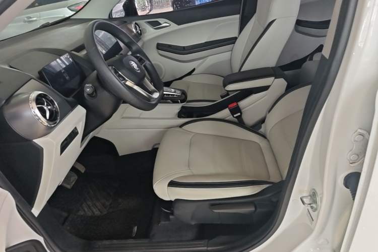 Used BYD Yuan Pro 2021 401 km Luxury Version Left Front Seat