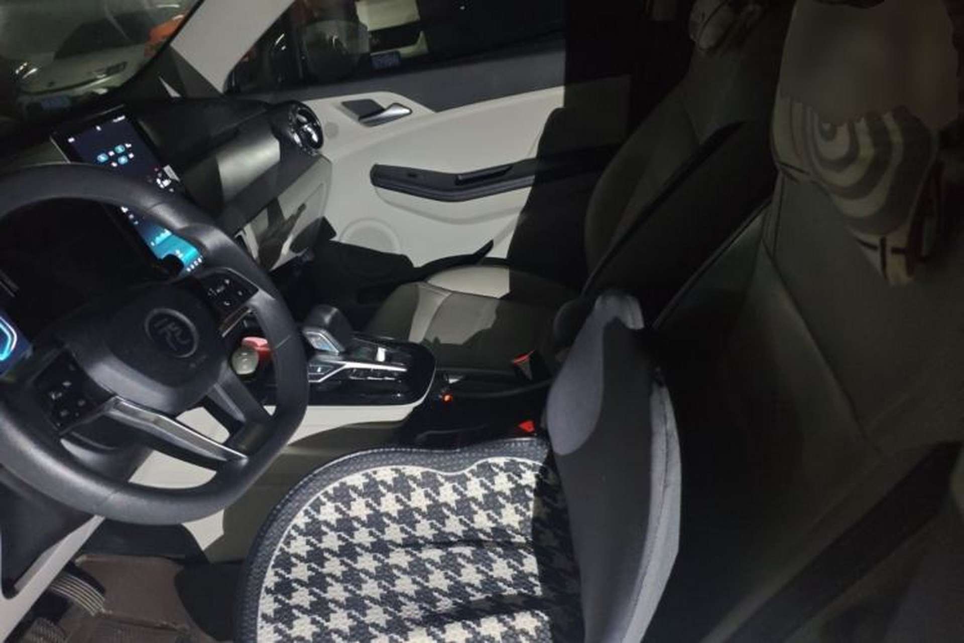 Used BYD Yuan Pro 2021 401 km Luxury Version Left Front Seat