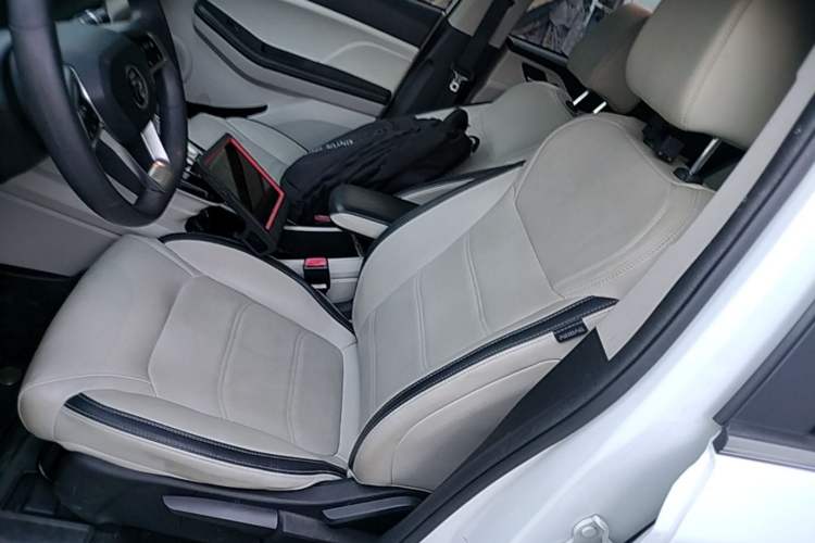 Used BYD Yuan Pro 2021 401 km Deluxe Version Left Front Seat