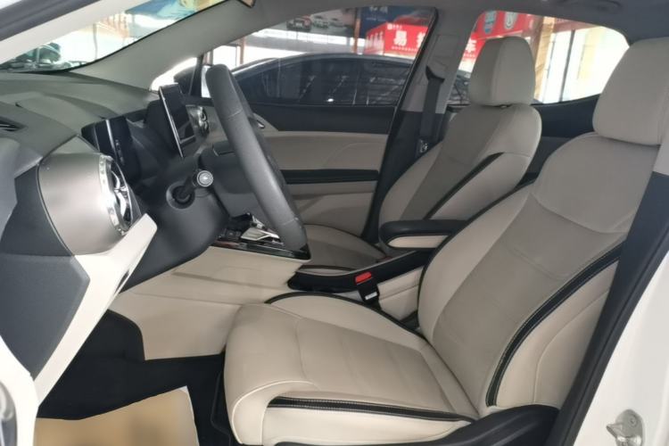 Used BYD Yuan Pro 2021 401 km Deluxe Version Left Front Seat