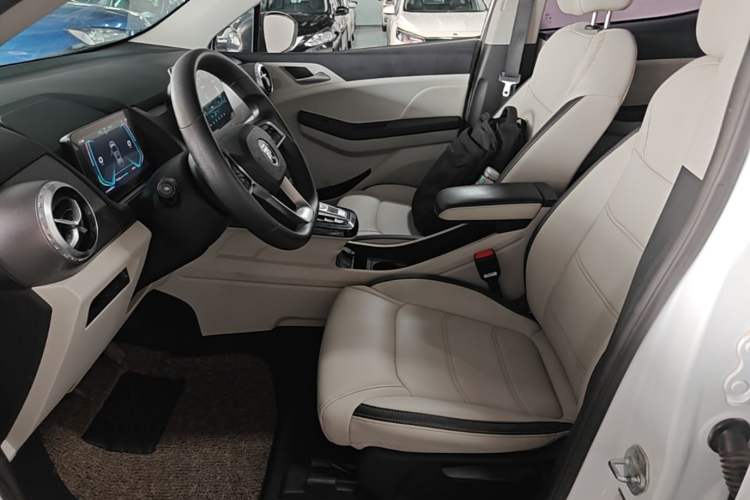 Used BYD Yuan Pro 2021 401 km Luxury Version Left Front Seat