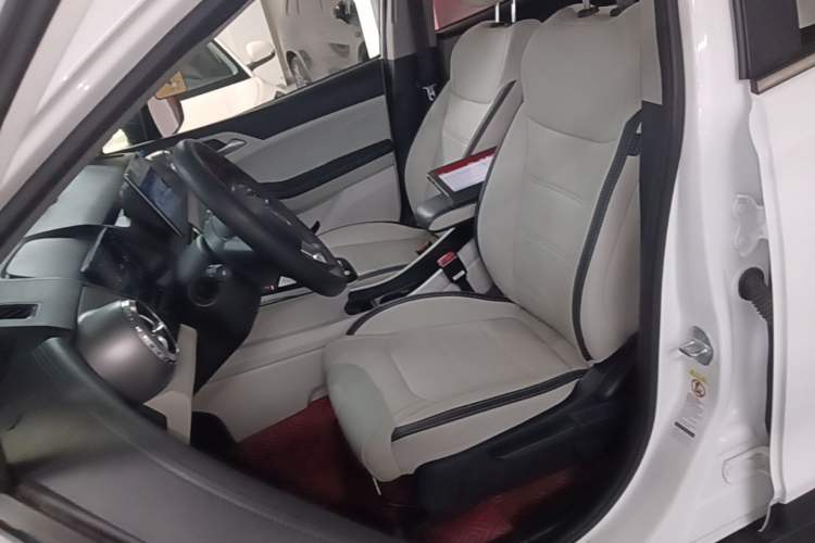 Used BYD Yuan Pro 2021 401 km Deluxe Version Left Front Seat
