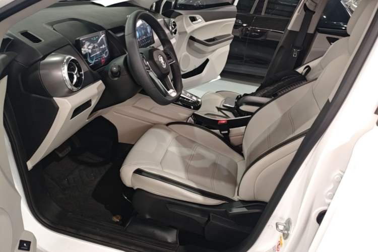 Used BYD Yuan Pro 2021 401 km Deluxe Version Left Front Seat
