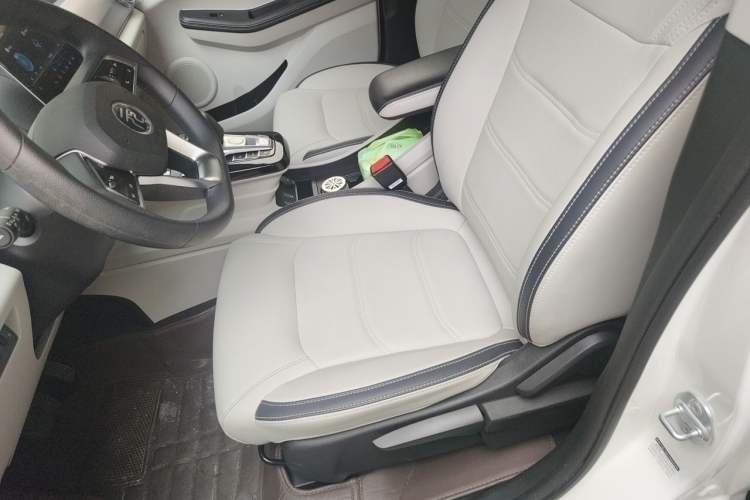 Used BYD Yuan Pro 2021 401 km Luxury Version Left Front Seat