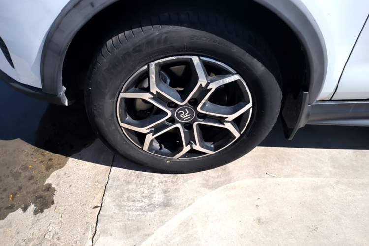 Used BYD Yuan Pro 2021 401 km Deluxe Version Left Front Wheel Hub