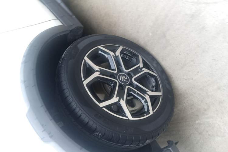 Used BYD Yuan Pro 2021 401 km Luxury Version Left Front Wheel Hub