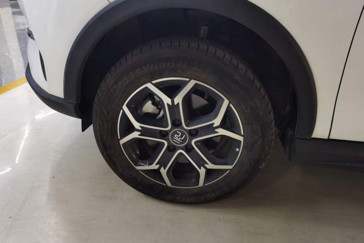 Used BYD Yuan Pro 2021 401 km Deluxe Version Left Front Wheel Hub