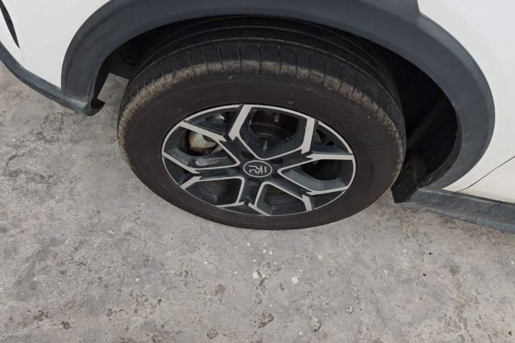 Used BYD Yuan Pro 2021 401 km Luxury Version Left Front Wheel Hub