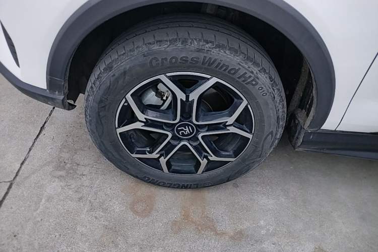 Used BYD Yuan Pro 2021 401 km Deluxe Version Left Front Wheel Hub
