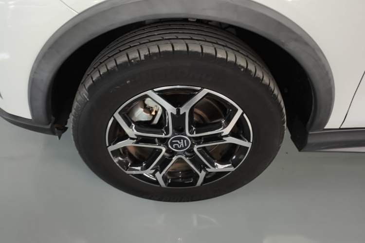 Used BYD Yuan Pro 2021 401 km Deluxe Version Left Front Wheel Hub