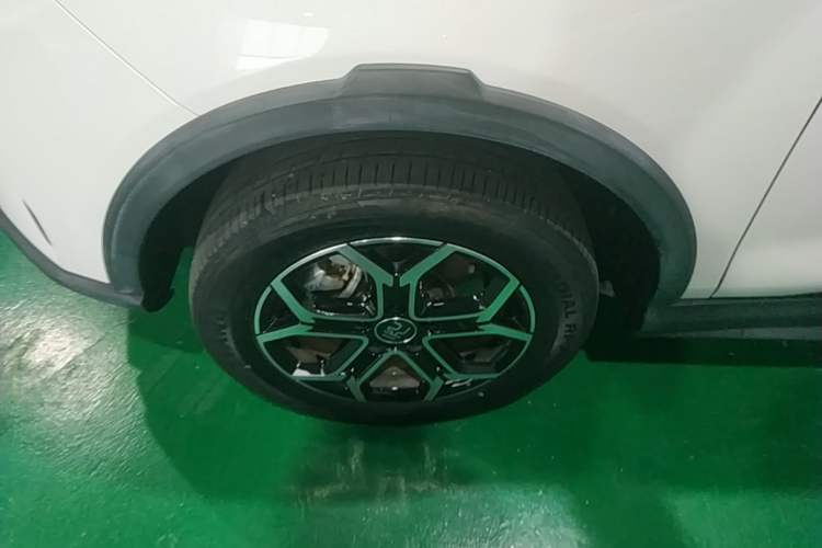 Used BYD Yuan Pro 2021 Lifetime Edition Left Front Wheel Hub