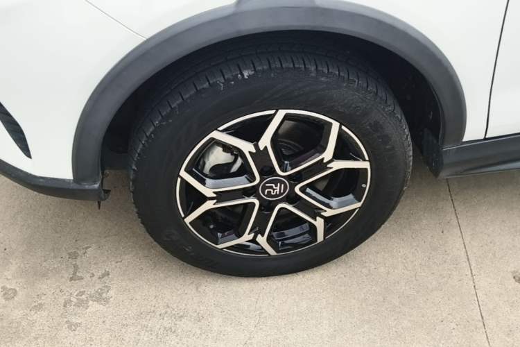 Used BYD Yuan Pro 2021 401 km Luxury Version Left Front Wheel Hub