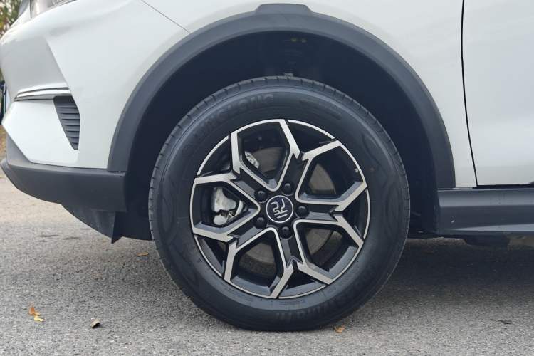 Used BYD Yuan Pro 2021 401 km Luxury Version Left Front Wheel Hub