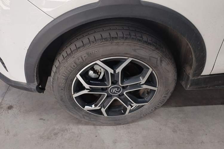 Used BYD Yuan Pro 2021 Lifetime Edition Left Front Wheel Hub