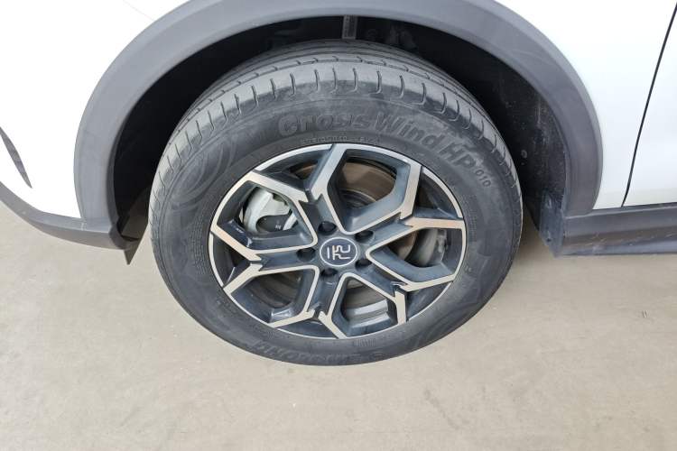 Used BYD Yuan Pro 2021 401 km Deluxe Version Left Front Wheel Hub