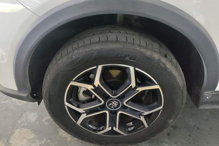 Used BYD Yuan Pro 2021 401 km Deluxe Version Left Front Wheel Hub