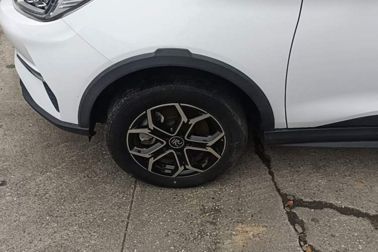 Used BYD Yuan Pro 2021 401 km Luxury Version Left Front Wheel Hub
