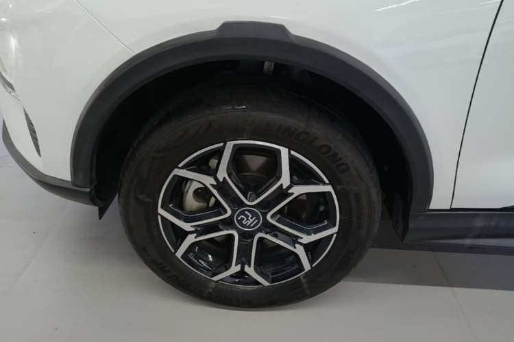 Used BYD Yuan Pro 2021 401 km Deluxe Version Left Front Wheel Hub