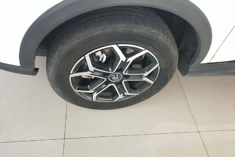 Used BYD Yuan Pro 2021 401 km Luxury Version Left Front Wheel Hub