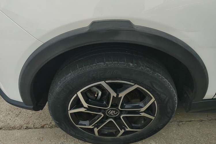 Used BYD Yuan Pro 2021 "Love for a Lifetime" Edition Left Front Wheel Hub