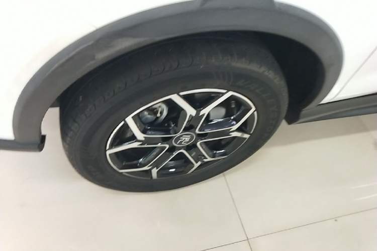 Used BYD Yuan Pro 2021 401 km Luxury Version Left Front Wheel Hub