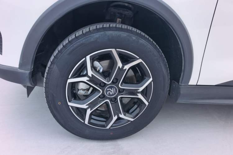 Used BYD Yuan Pro 2021 Lifetime Edition Left Front Wheel Hub