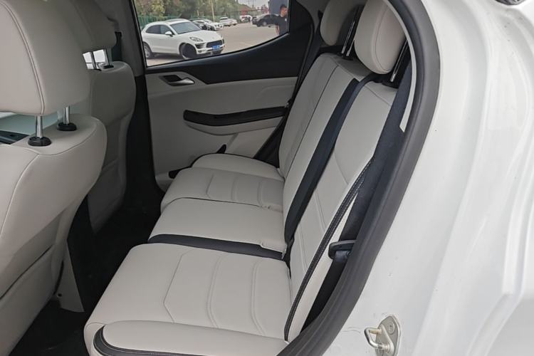 Used BYD Yuan Pro 2021 401 km Luxury Version Left Rear Seat