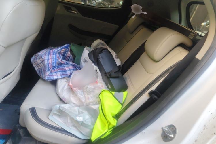 Used BYD Yuan Pro 2021 "Love for a Lifetime" Edition Left Rear Seat